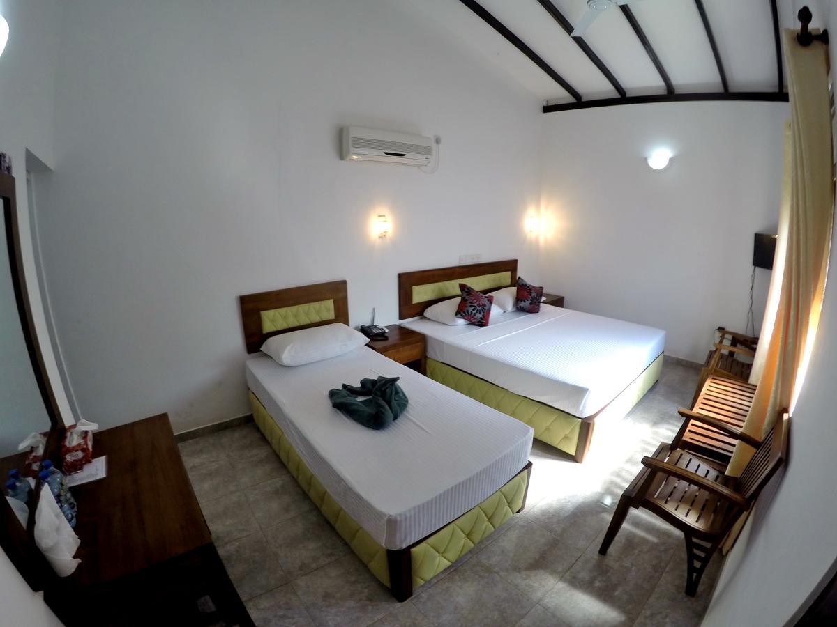Ramon Beach Resort Ambalangoda  Eksteriør billede