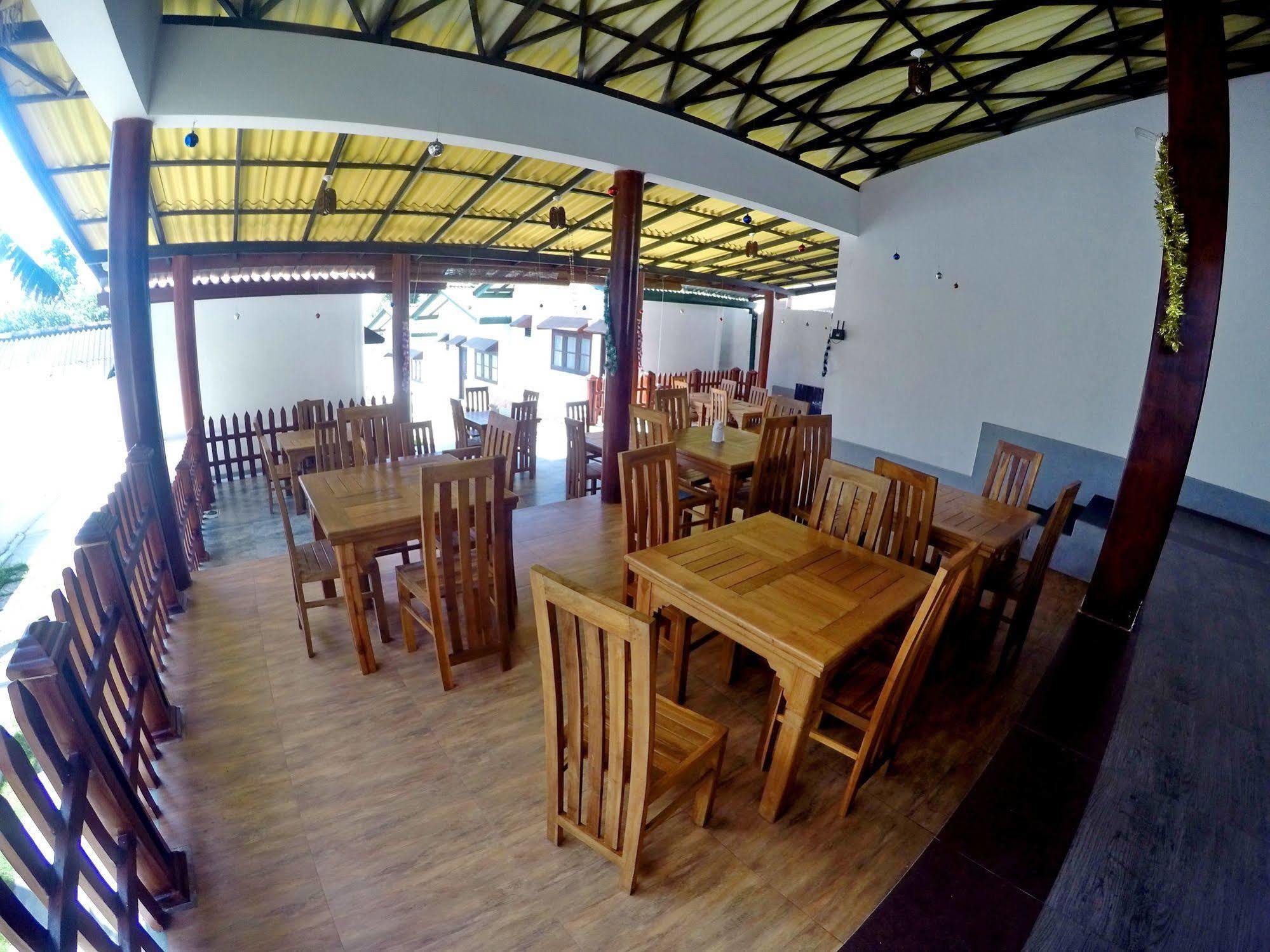 Ramon Beach Resort Ambalangoda  Eksteriør billede