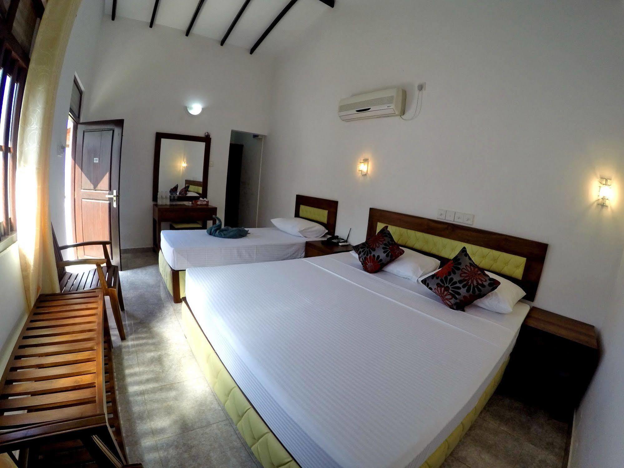 Ramon Beach Resort Ambalangoda  Eksteriør billede
