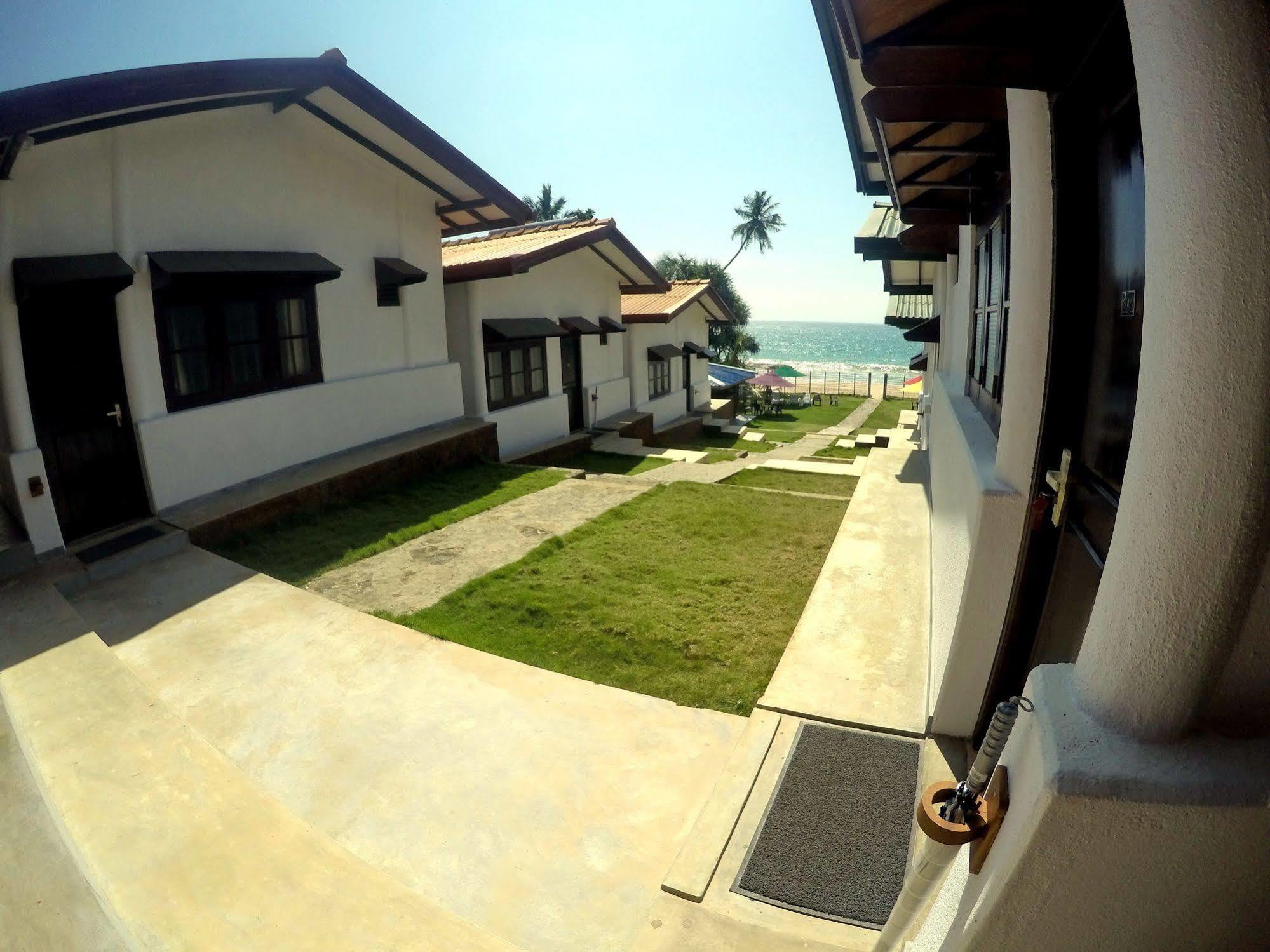 Ramon Beach Resort Ambalangoda  Eksteriør billede